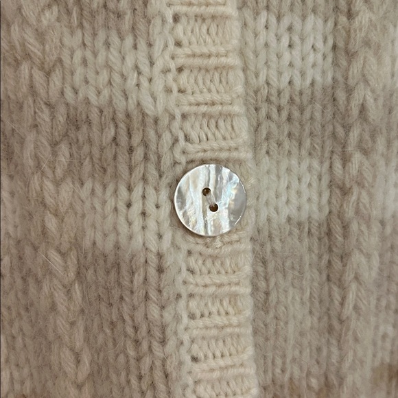 Talbots Size L Wool/ Angora Cream/Tan/Beige Classic Luxury Plaid Knit Sweater - Picture 4 of 9